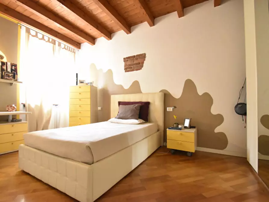 Immagine 10 di Villetta a schiera in vendita  in Via Bassone a Verona