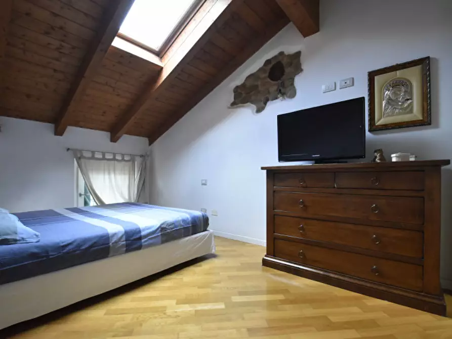 Immagine 14 di Villetta a schiera in vendita  in Via Bassone a Verona