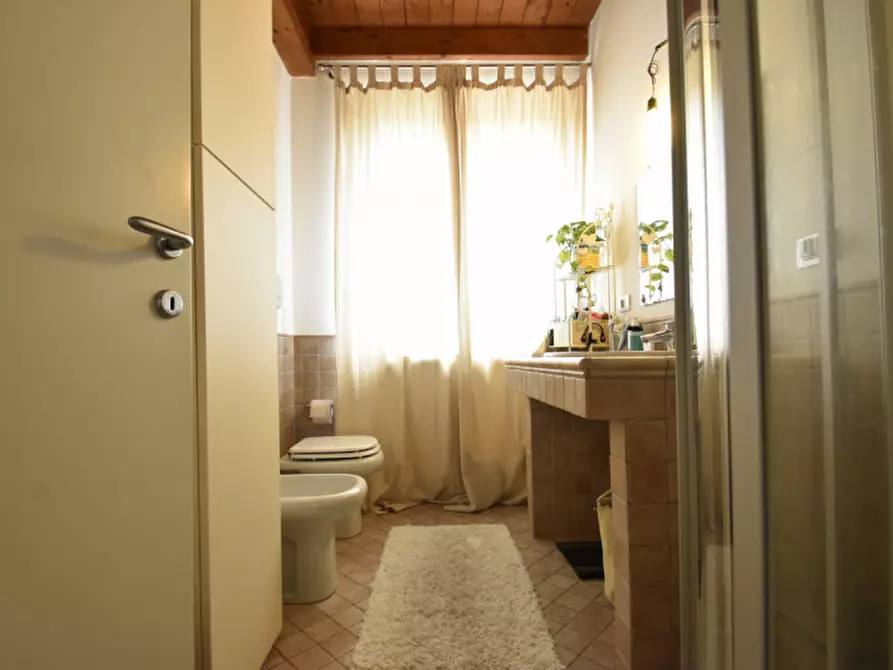 Immagine 16 di Villetta a schiera in vendita  in Via Bassone a Verona