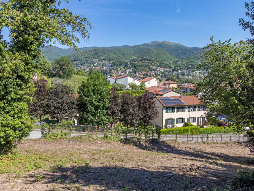 Immagine 7 di Terreno in vendita  in Via Salvo D'Acquisto a Tavernerio