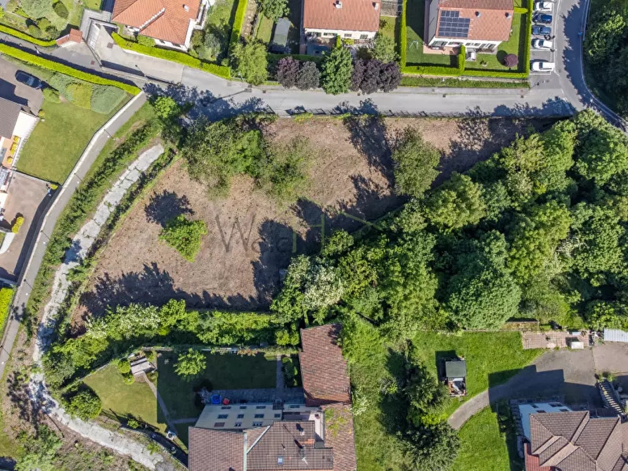 Immagine 10 di Terreno in vendita  in Via Salvo D'Acquisto a Tavernerio