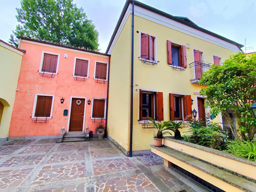 Immagine 26 di Villetta a schiera in vendita  in Via Euganea a Padova