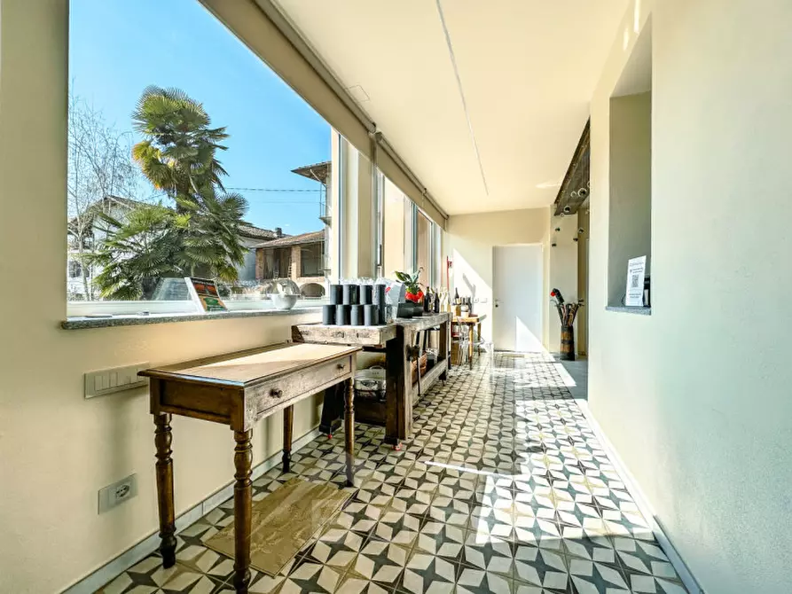 Immagine 8 di Villa in vendita  in Via Circonvalazione EST 12 a Lozzolo