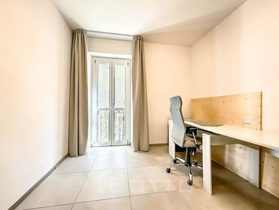 Immagine 15 di Villa in vendita  in Via Circonvalazione EST 12 a Lozzolo