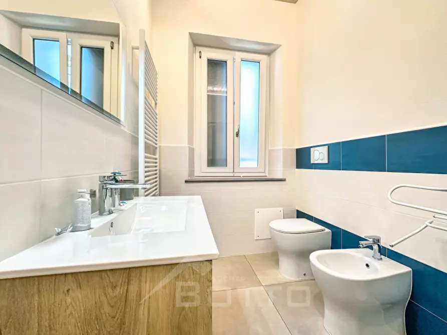 Immagine 27 di Villa in vendita  in Via Circonvalazione EST 12 a Lozzolo