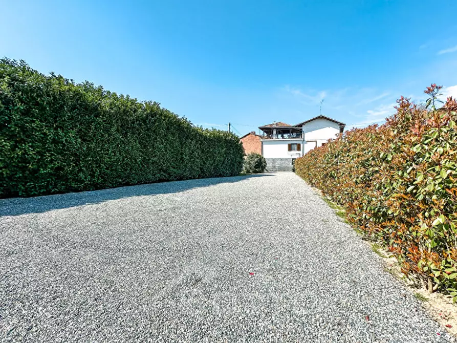 Immagine 37 di Villa in vendita  in Via Circonvalazione EST 12 a Lozzolo