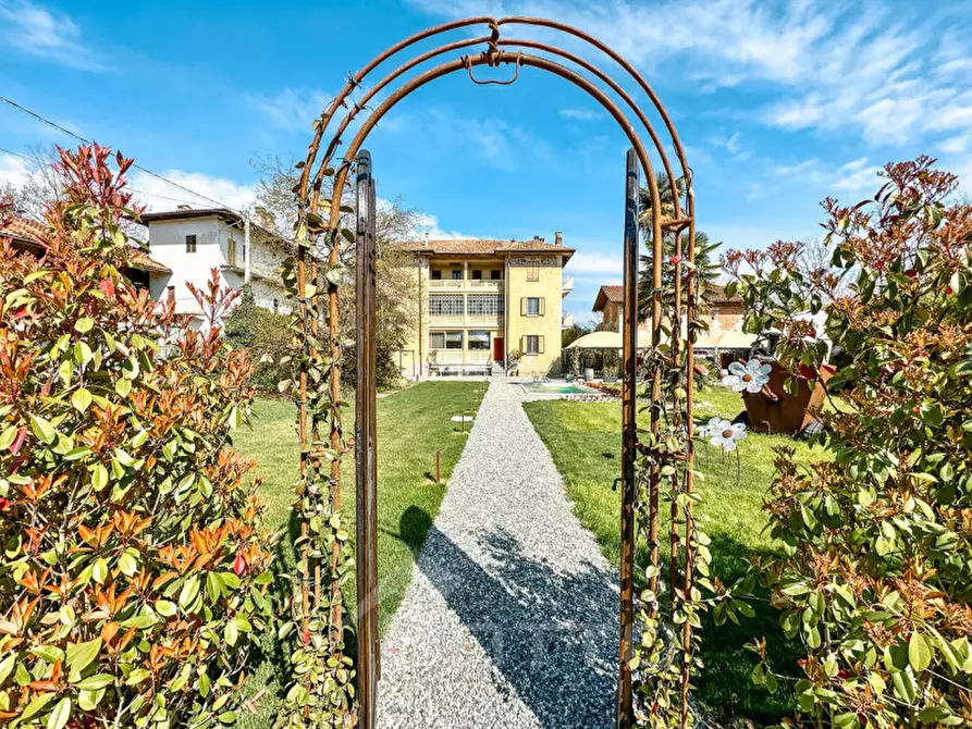 Immagine 42 di Villa in vendita  in Via Circonvalazione EST 12 a Lozzolo