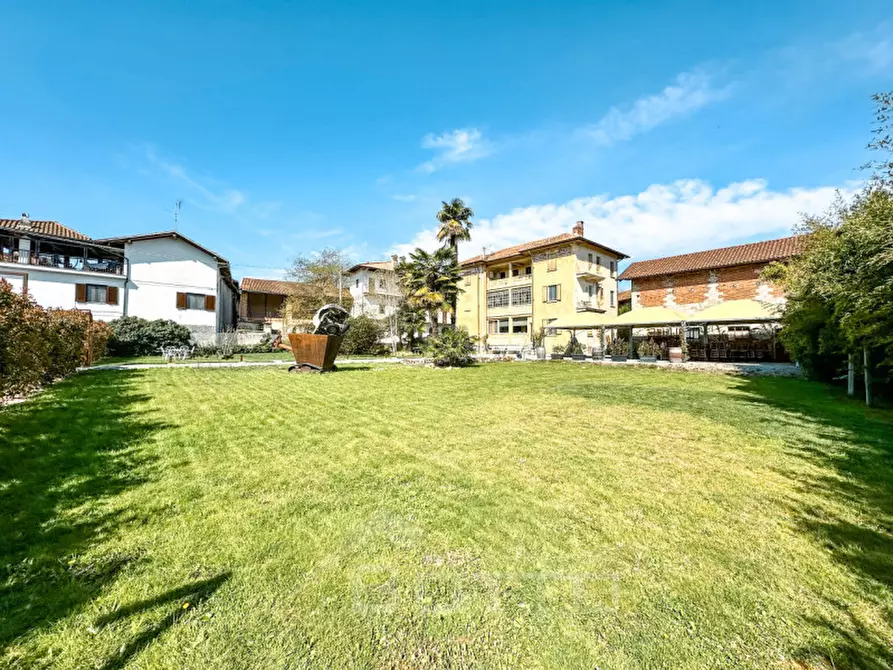 Immagine 49 di Villa in vendita  in Via Circonvalazione EST 12 a Lozzolo