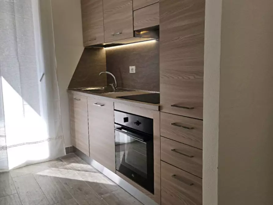 Immagine 3 di Appartamento in vendita  a Padova