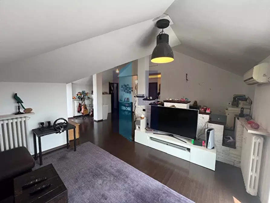 Immagine 5 di Appartamento in vendita  in Via Milano a Curno