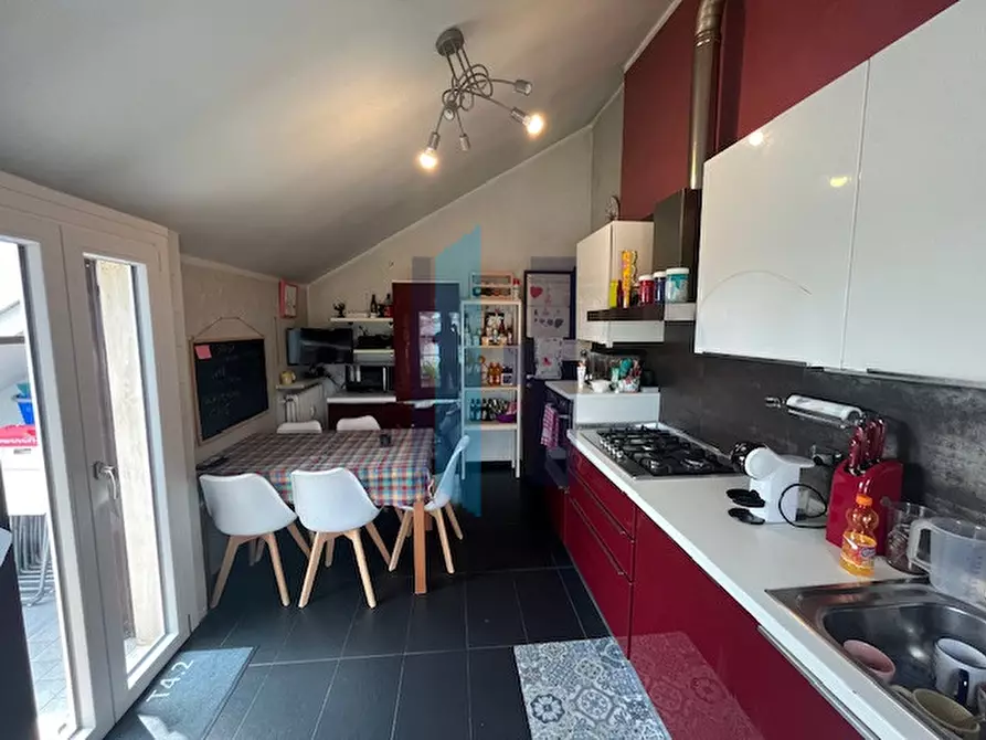 Immagine 7 di Appartamento in vendita  in Via Milano a Curno