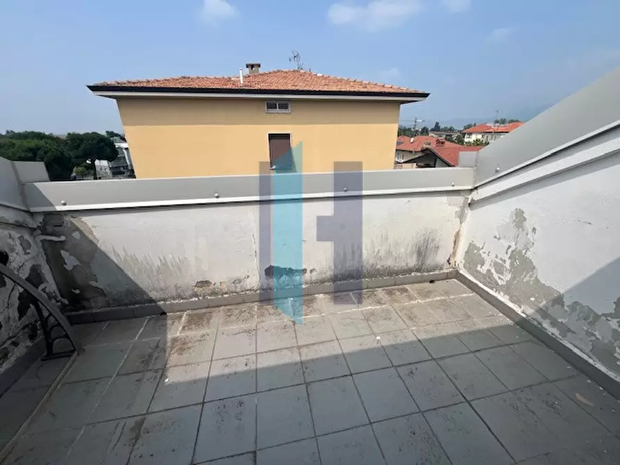 Immagine 22 di Appartamento in vendita  in Via Milano a Curno