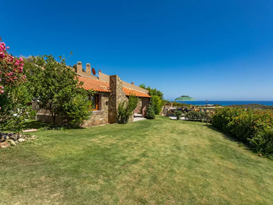 Immagine 5 di Villetta a schiera in vendita  in Viale Belvedere 62 a Domus De Maria