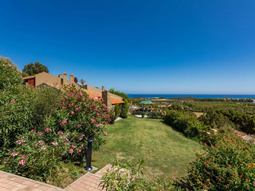 Immagine 8 di Villetta a schiera in vendita  in Viale Belvedere 62 a Domus De Maria