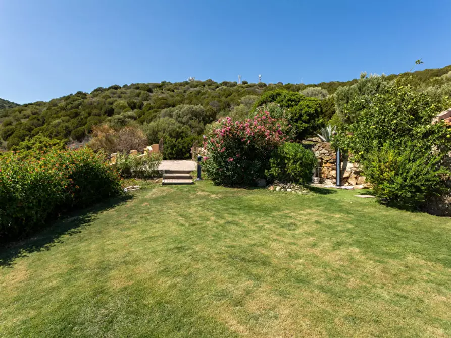 Immagine 9 di Villetta a schiera in vendita  in Viale Belvedere 62 a Domus De Maria