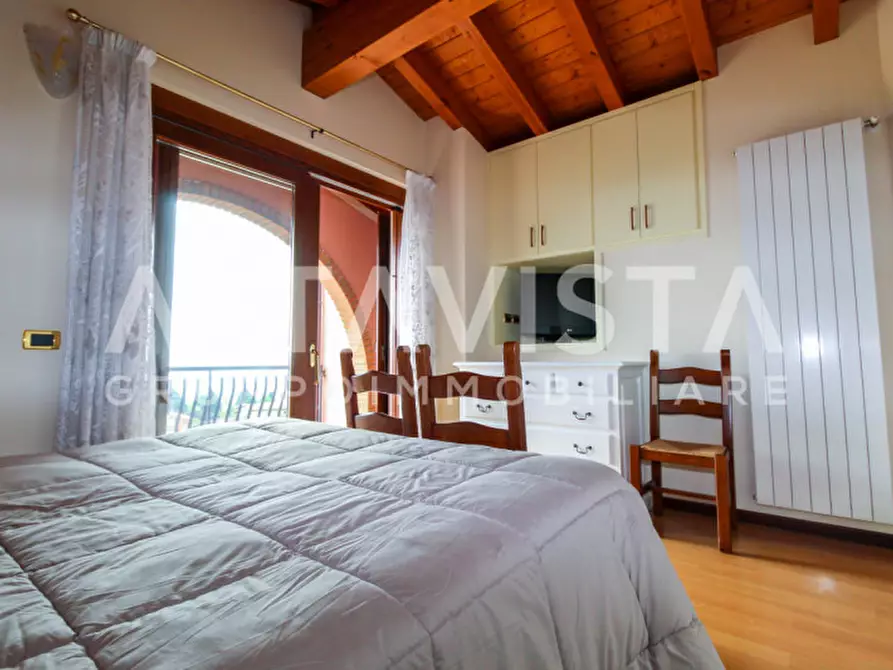 Immagine 14 di Villa in vendita  in Via Villa a Serle