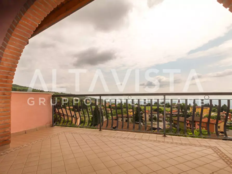 Immagine 16 di Villa in vendita  in Via Villa a Serle