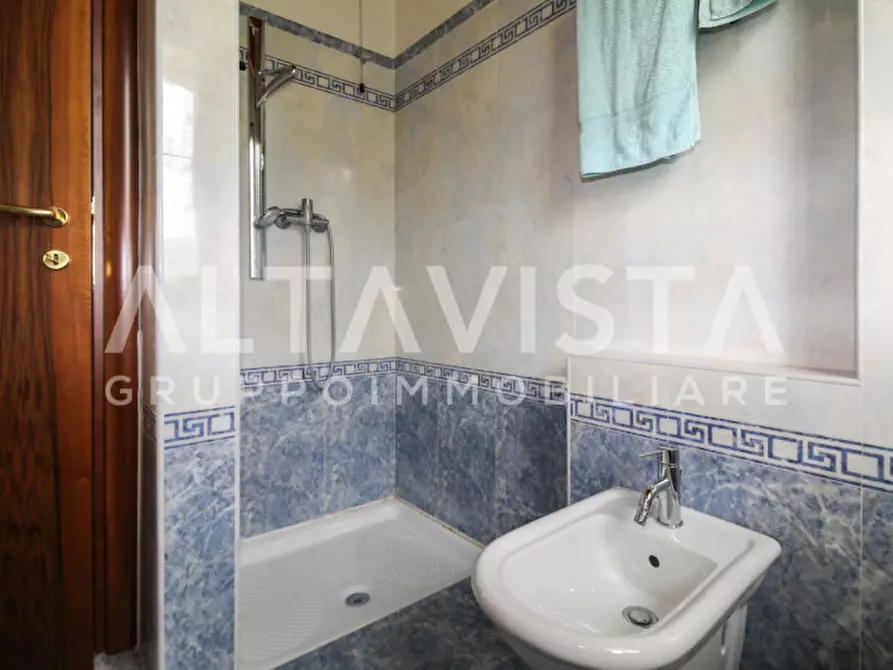 Immagine 21 di Villa in vendita  in Via Villa a Serle