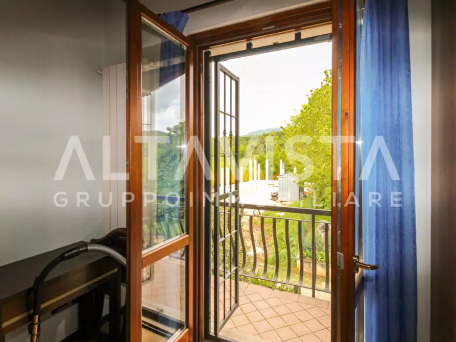 Immagine 22 di Villa in vendita  in Via Villa a Serle