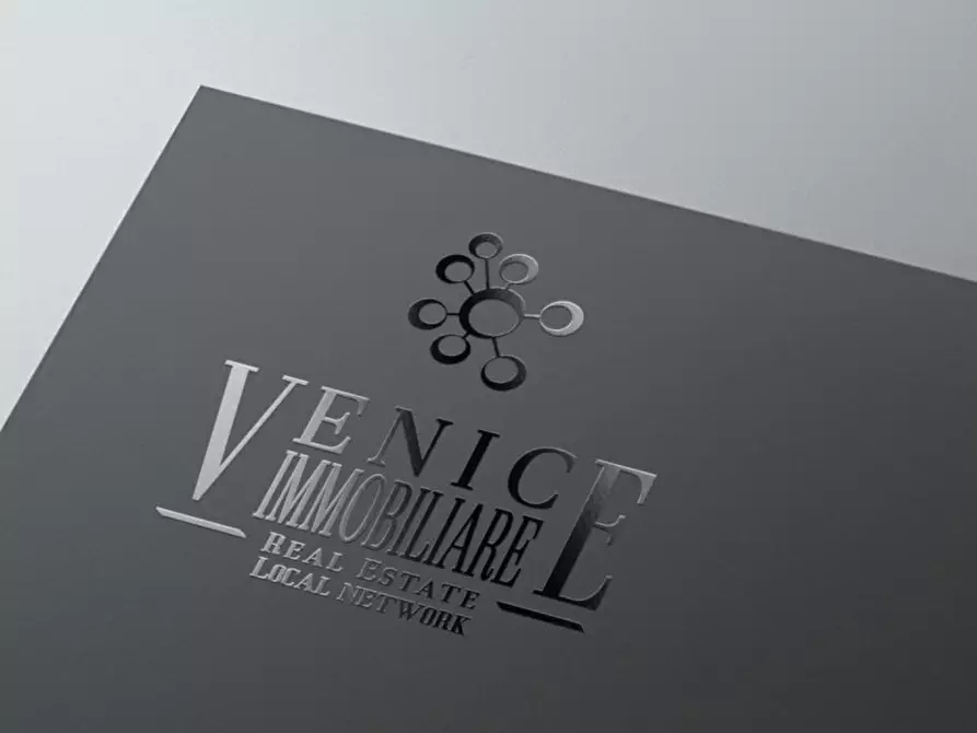 Immagine 1 di Appartamento in vendita  a Venezia