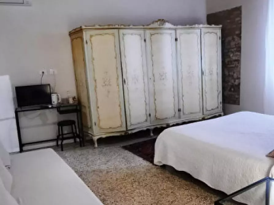 Immagine 15 di Appartamento in vendita  a Venezia