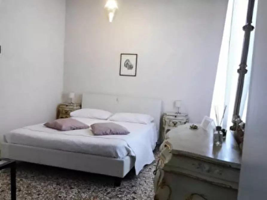 Immagine 17 di Appartamento in vendita  a Venezia