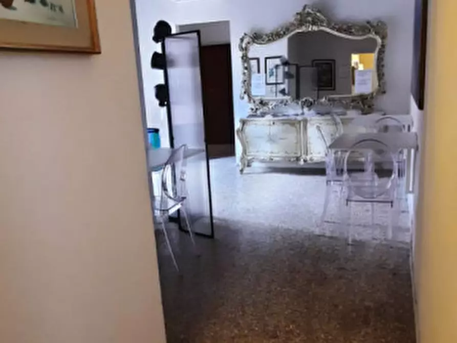 Immagine 22 di Appartamento in vendita  a Venezia