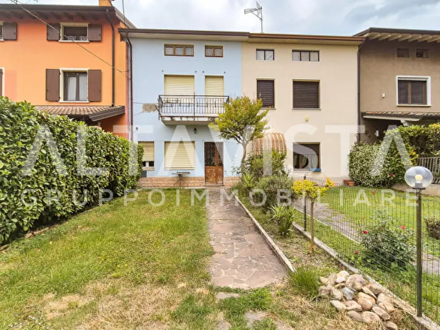 Immagine 4 di Villetta a schiera in vendita  in Via San Marco a Lonato del Garda