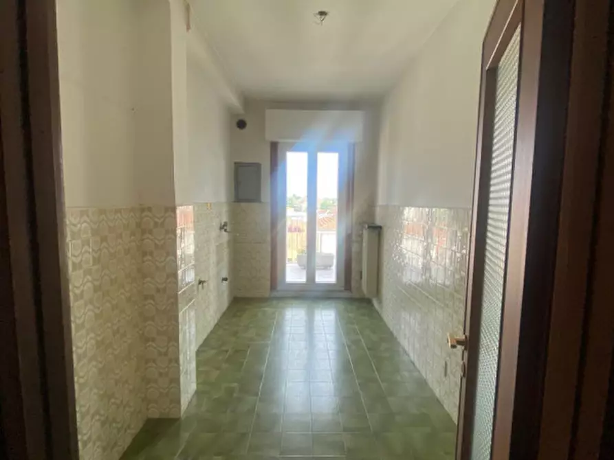 Immagine 4 di Appartamento in vendita  in Via Trieste a Parma