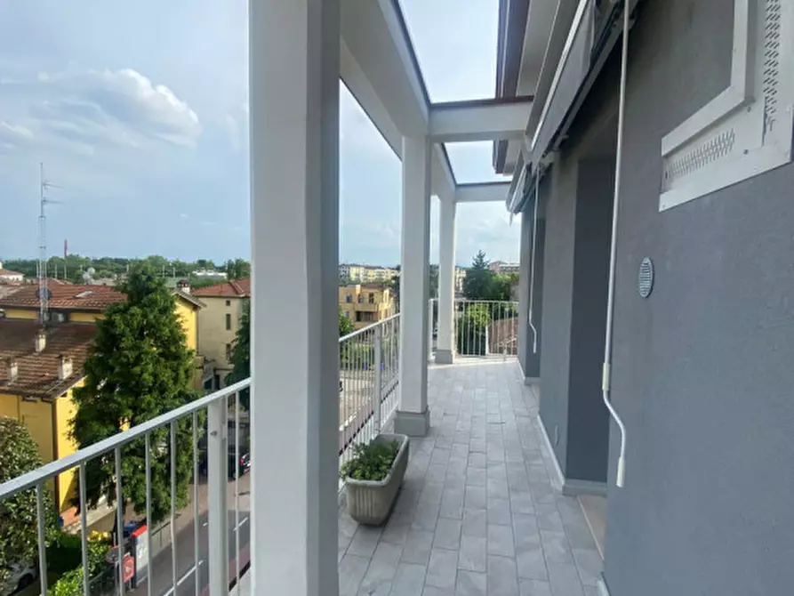 Immagine 6 di Appartamento in vendita  in Via Trieste a Parma