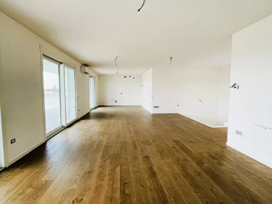 Immagine 5 di Attico in vendita  a Selvazzano Dentro