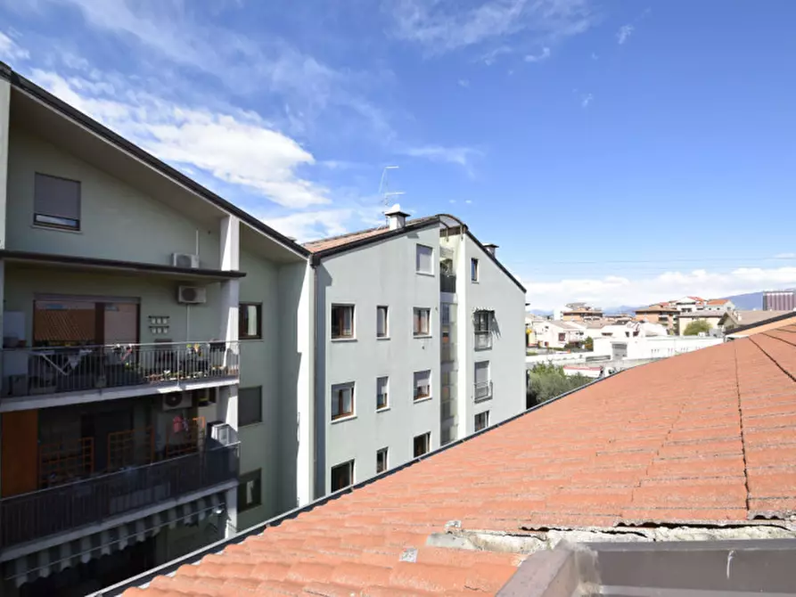 Immagine 26 di Appartamento in vendita  in VIA VASCO DE GAMA 6 a Bussolengo