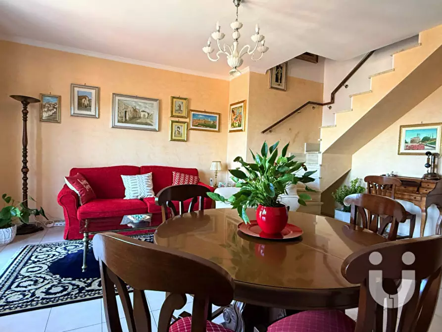 Immagine 6 di Attico in vendita  in Via Riccardo Lombardi a Albano Laziale