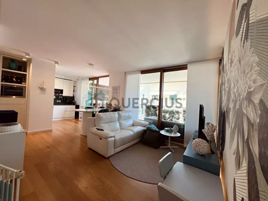 Immagine 2 di Appartamento in vendita  in Via Andrea Bafile a Jesolo