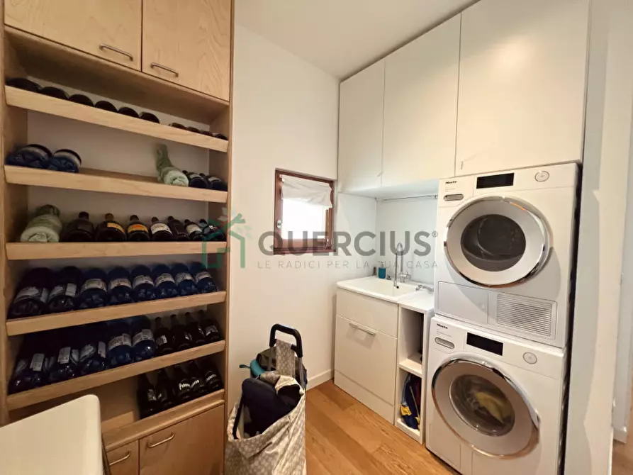 Immagine 38 di Appartamento in vendita  in Via Andrea Bafile a Jesolo