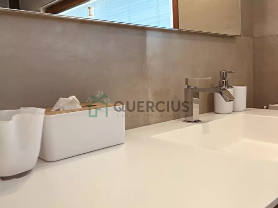 Immagine 60 di Appartamento in vendita  in Via Andrea Bafile a Jesolo