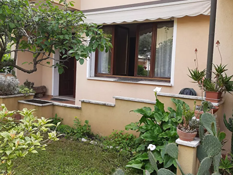 Immagine 2 di Villetta a schiera in vendita  in Via Piovego a Rubano