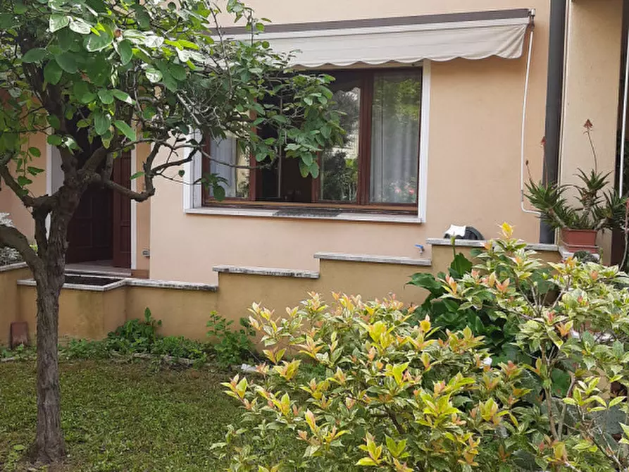 Immagine 4 di Villetta a schiera in vendita  in Via Piovego a Rubano