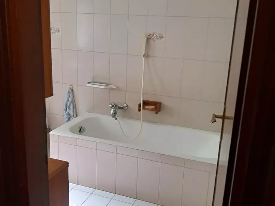 Immagine 48 di Villetta a schiera in vendita  in Via Piovego a Rubano