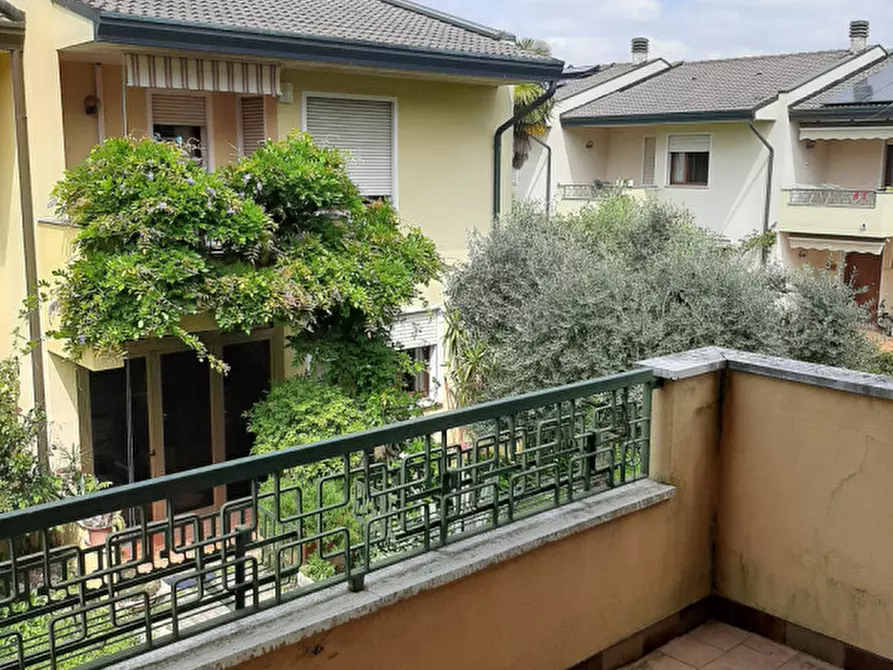 Immagine 54 di Villetta a schiera in vendita  in Via Piovego a Rubano