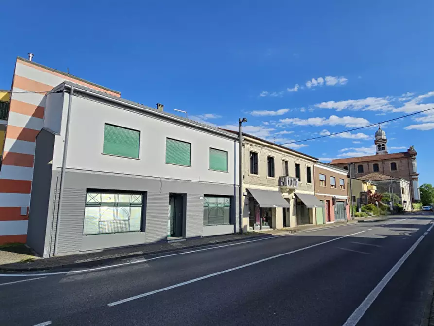 Immagine 6 di Casa indipendente in vendita  in via Europa a Tribano