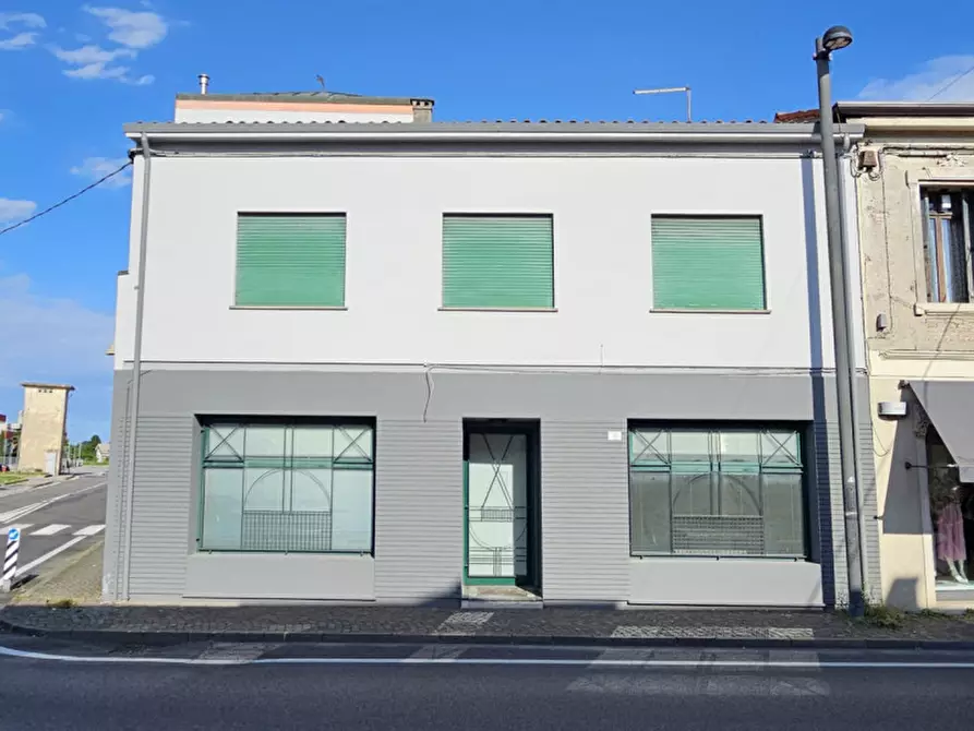 Immagine 12 di Casa indipendente in vendita  in via Europa a Tribano