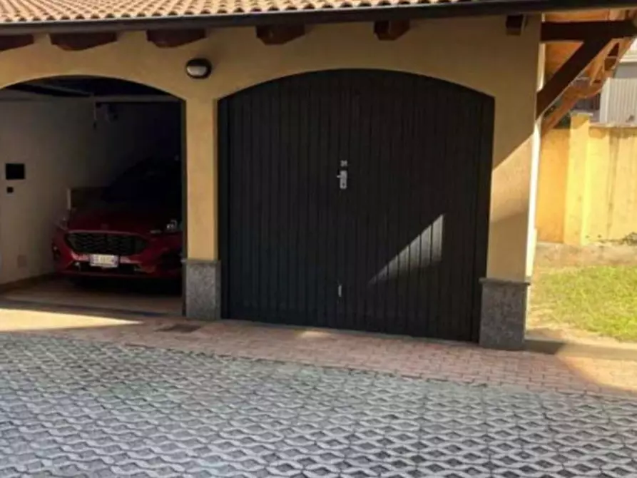Immagine 2 di Garage in vendita  in via chivasso    19 a San Benigno Canavese