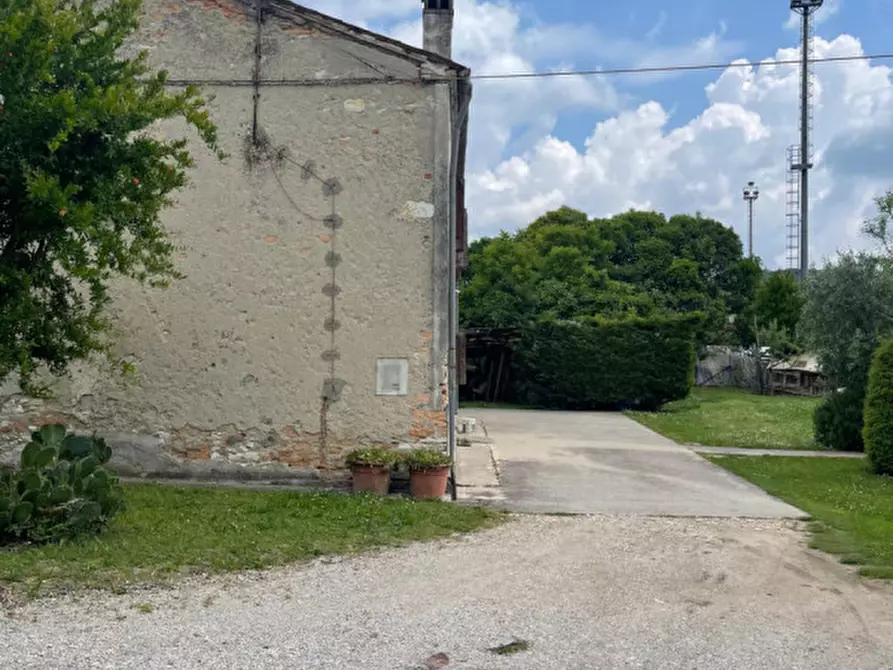 Immagine 4 di Rustico / casale in vendita  in via Tormene a Baone