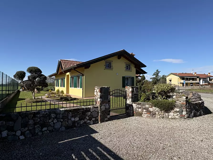 Immagine 4 di Casa indipendente in vendita  in Via della Libertà a Pavia Di Udine