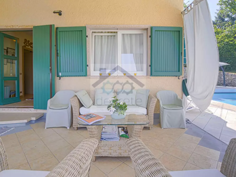 Immagine 22 di Villa in vendita  a San Zeno Di Montagna