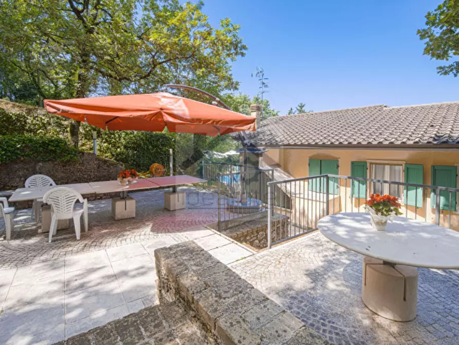 Immagine 36 di Villa in vendita  a San Zeno Di Montagna