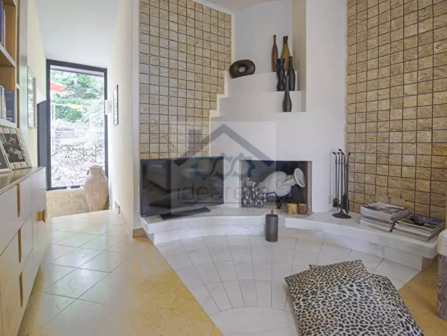 Immagine 59 di Villa in vendita  a San Zeno Di Montagna