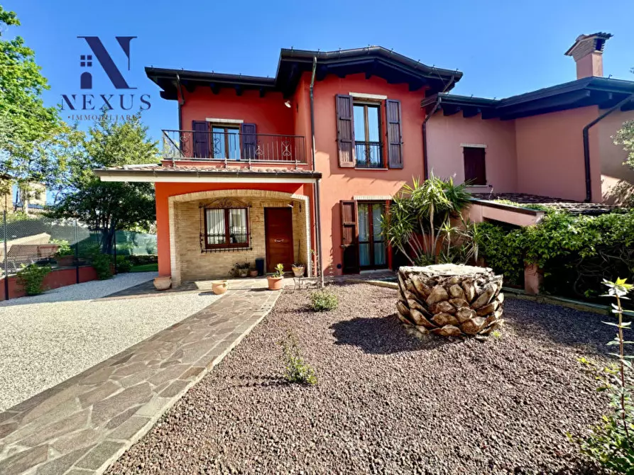 Immagine 3 di Casa bifamiliare in vendita  in Via Giardino, 1 a Terre Roveresche