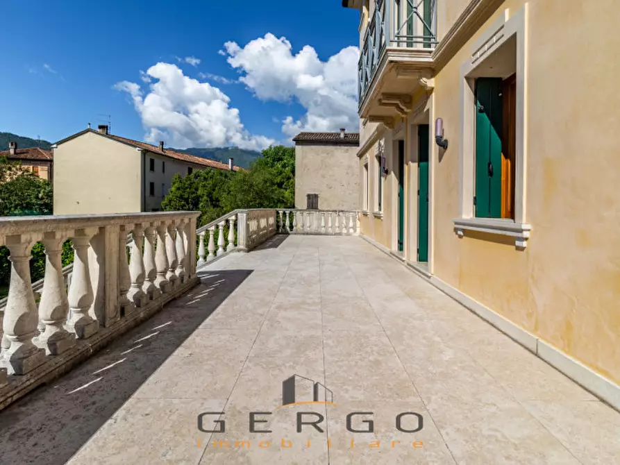 Immagine 2 di Villa in vendita  in Via San Martino a Valdobbiadene